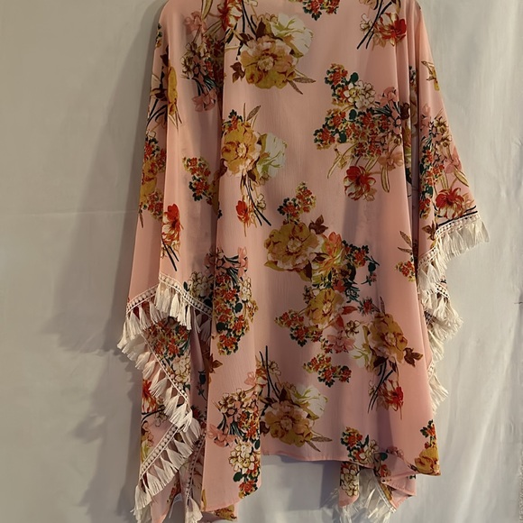 Short kimono - Picture 6 of 6